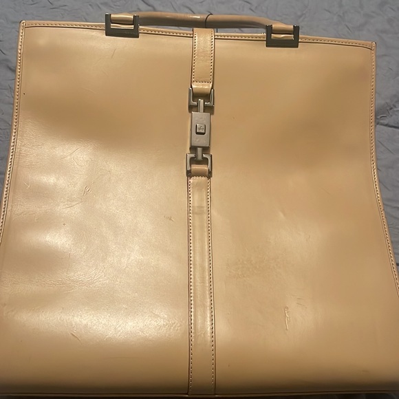 Authentic Gucci Beige Leather Tote Bag - Picture 2 of 9